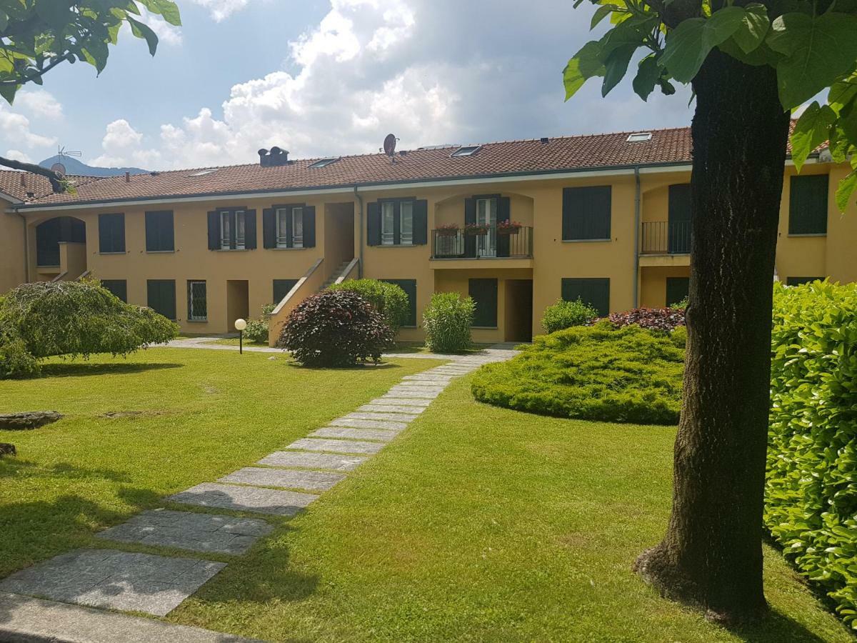 Foresteria Lombarda La Spiaggia Lierna Buitenkant foto